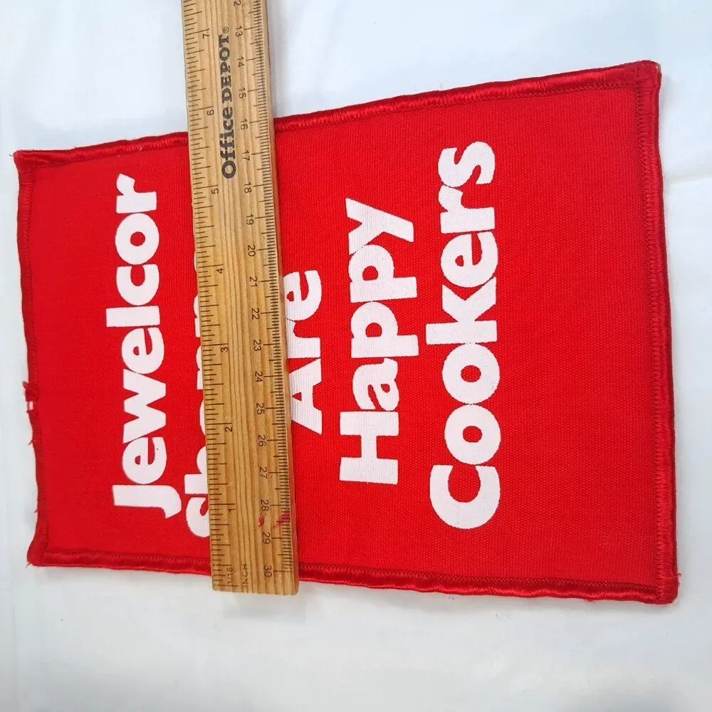 Jewelcor Shoppers are Happy Cookers pot holder fabric trivet red grocery Vintage